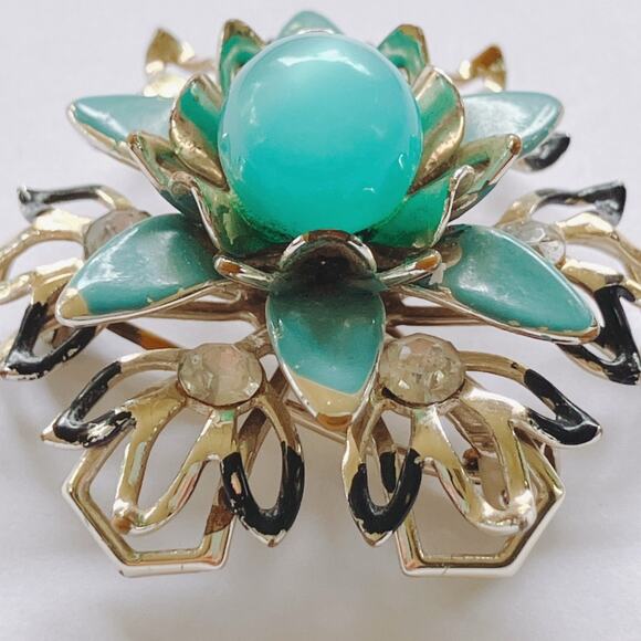 VTG Mid Century Brooch Moonglow Cab Floral Blue Enamel Rhinestones Gold Tone Pin - Picture 9 of 9